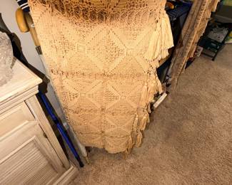 Items Located In The 2nd Bedroom (MASTER)