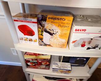 Items Located In The Kitchen / Dining Room