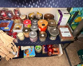 Items Located In The 2nd Bedroom (MASTER)
