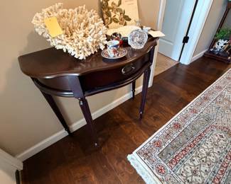Items Located In The Entry Way