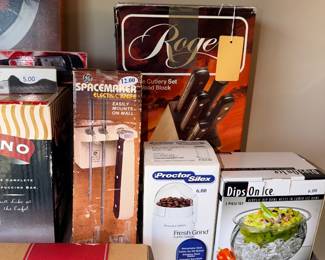 Items Located In The Kitchen / Dining Room