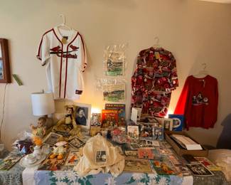 Items Located In The 2nd Bedroom (MASTER)