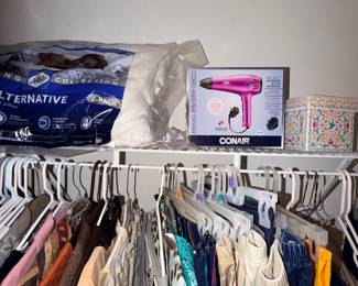 Items Located In The 2nd Bedroom (MASTER)