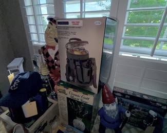 Items Located In The 1st Bedroom (Office)