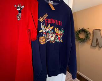 Items Located In The 1st Bedroom (Office)