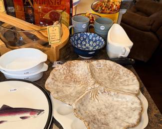 Items Located In The Kitchen / Dining Room
