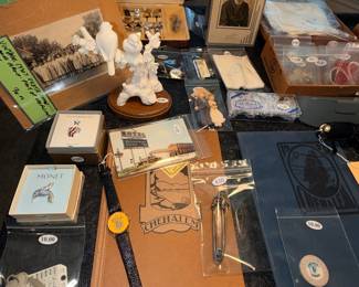 Items Located In The 2nd Bedroom (MASTER)