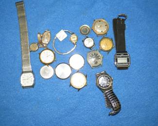 Lot 28. Watches and watch parts. All untested.