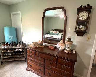 Dresser/Mirror