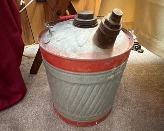 Metal Gas/Kerosene Can