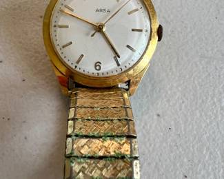 Arsa 18k Gold Case Men’s Watch