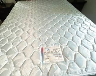 Queen Size Mattress & Box Spring
