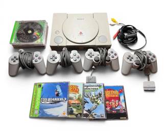 PlayStation 1 Console SCPH7501 w Controllers Games