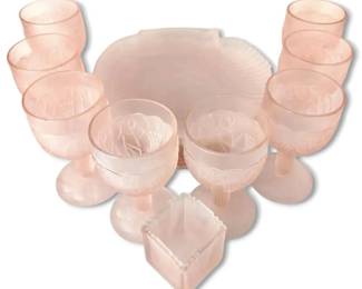 Pink Seashell Plates Floral Glasses