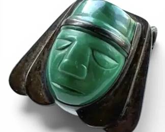Sterling Silver Carved Green Stone Face Brooch 15.59g
