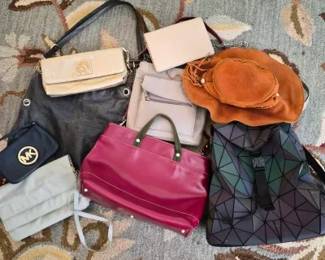 Mix of Accessories, Handbags