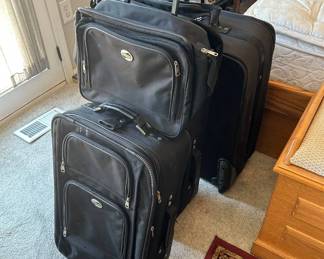 Lot #14 American Tourister Black Softside Rolling Luggage Set 5 Piece