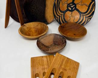 253 WoodBowlsPlatesServingUtensils