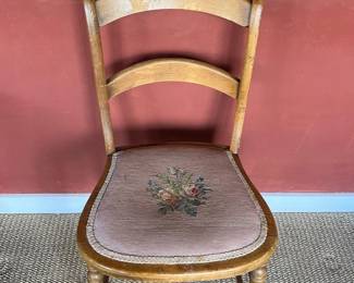 38 AntiqueVictorianStyleLadderBackChair