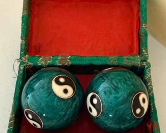 228 ChineseBoadingBalls