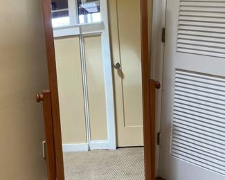36 ClassicChevalFloorMirror