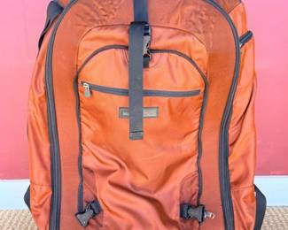 18 VintageREIStratocruiserRollingBackpack