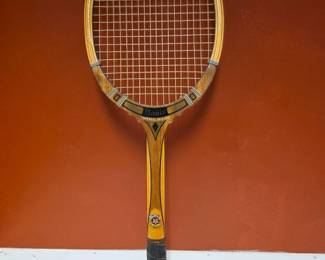 53 VintageDavisImperialDeluxeWoodenTennisRacket