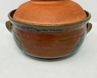 124 StudioPotteryLiddedClayCookingPot