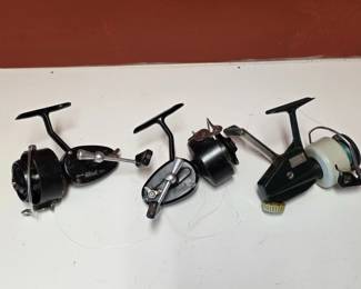 58 3VintageFishingSpinningReelsSpoolCases