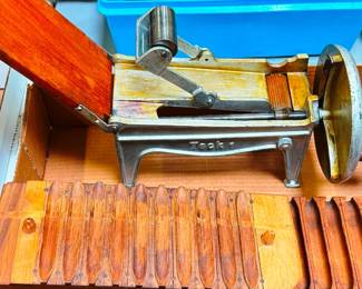 German Teck 1 Tobacco Cutter & Vintage Cigar Molds