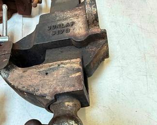 Dunlop 5173 Heavy Duty Bench Vise