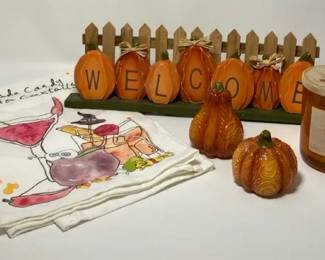S3233KM Assortment of Autumn Decor Items