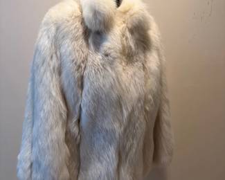 S3240KD Vintage Grosvenor Canada Womans Fur Jacket