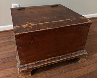 Interesting Square Footed Box