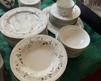  Winterberry set