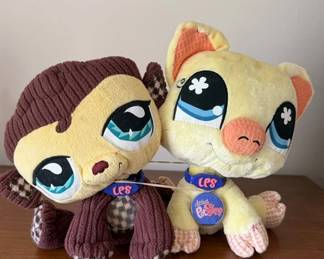 Pair of the Littlelest pet shop plush toys