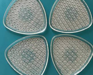 Snack plates