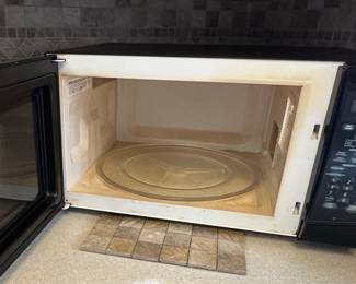 Sharp Carousel Microwave Oven