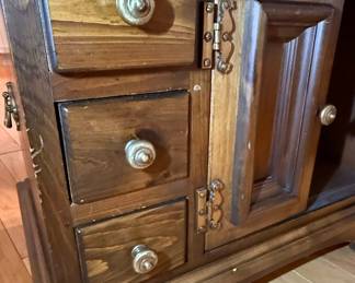 Pennsylvania House "Pathaway's" Style Nightstand