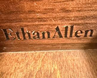 Ethan Allen Old Tavern Collection Antiqued Pine Side Table