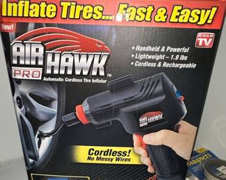 Air Hawk Pro Automatic Cordless Tire Inflator