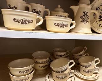 Pfaltzgraff Village Dinnerware Set