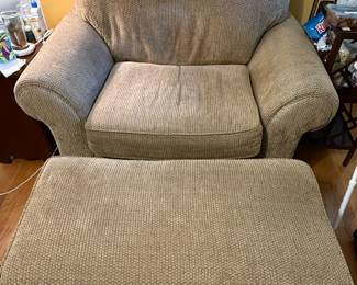 Broyhill Upholstered Armchair and Ottoman Set