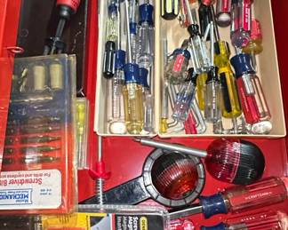 Assorted Craftsman and Master Mechanic Screwdrivers
