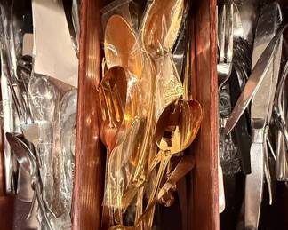 1847 Rogers Bros E.P. Korea & Oneida Stainless Steel Flatware Set with Salad Servers
