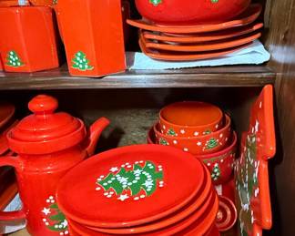 Waechtersbach Christmas Tree Pattern Enamelware Set