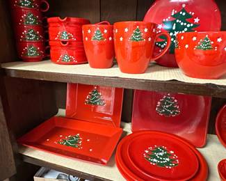 Waechtersbach Christmas Tree Dinnerware