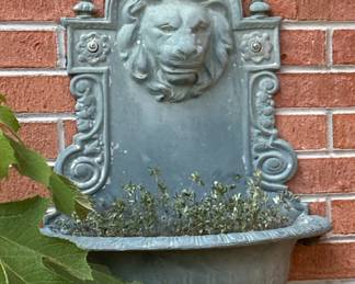 Lion Head Faux Wall Fountain