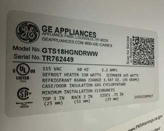 GE Appliances Top Freezer Refrigerator