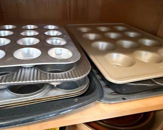 Assorted Bakeware